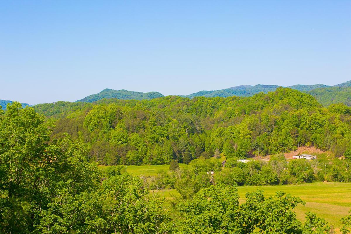 Misty Mountain Hideaway Apartment Pigeon Forge Exterior photo